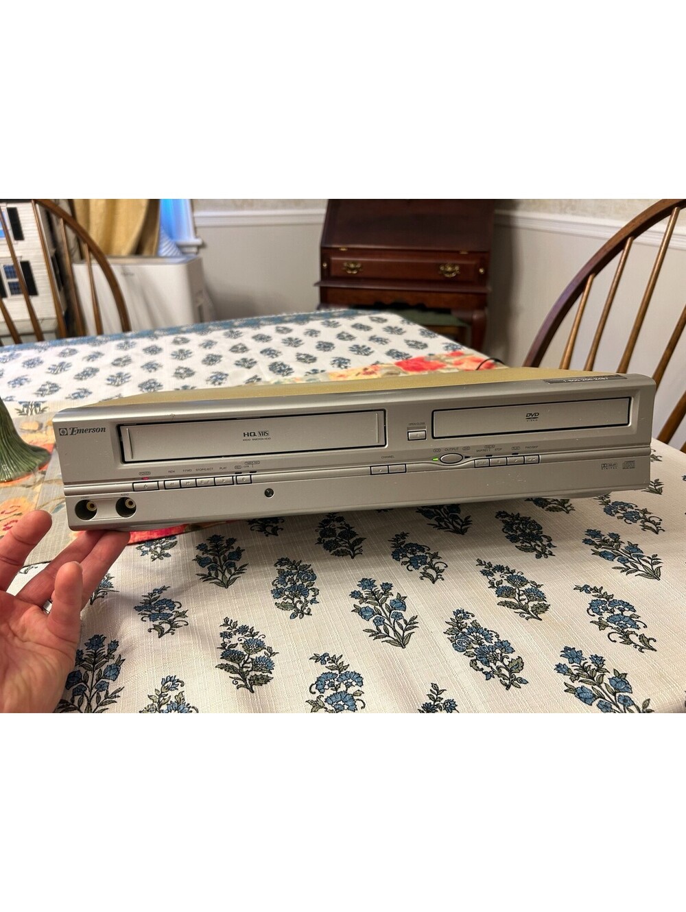 Emerson EWD2004 DVD VCR Combo VHS Player Recorder 4 Head Tested Works No Remote